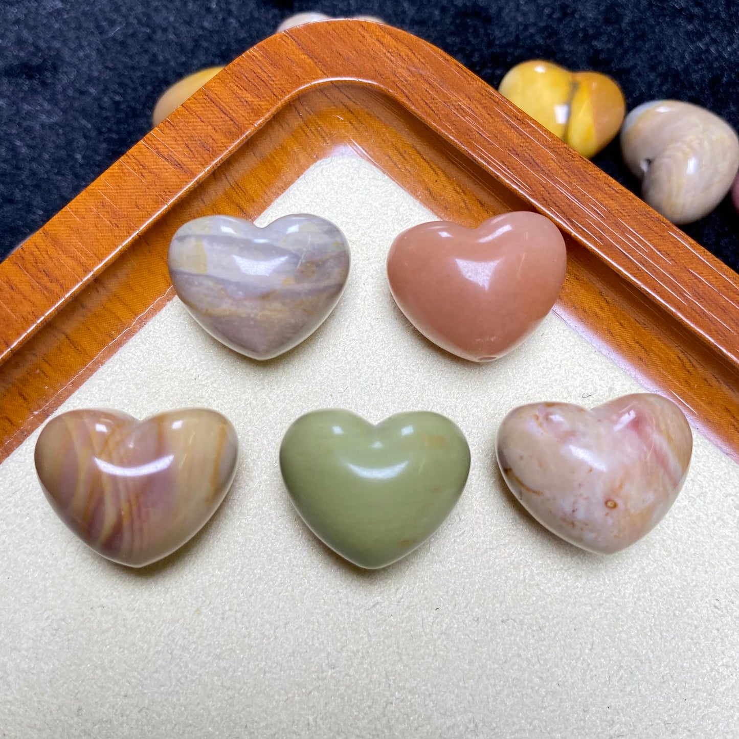 Natural Alashan Agate Carved charms Heart