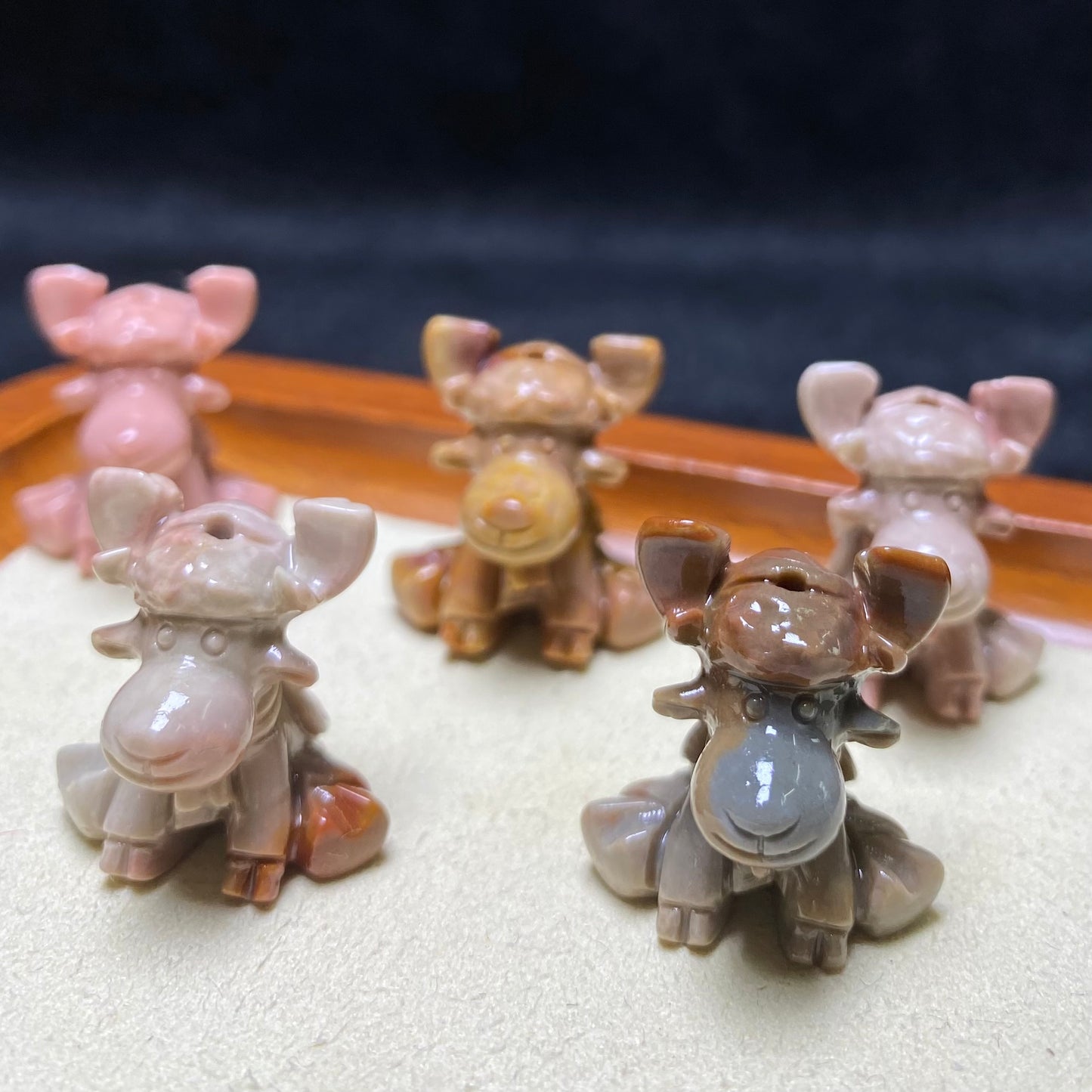 Natural Agate Deer Carved charms