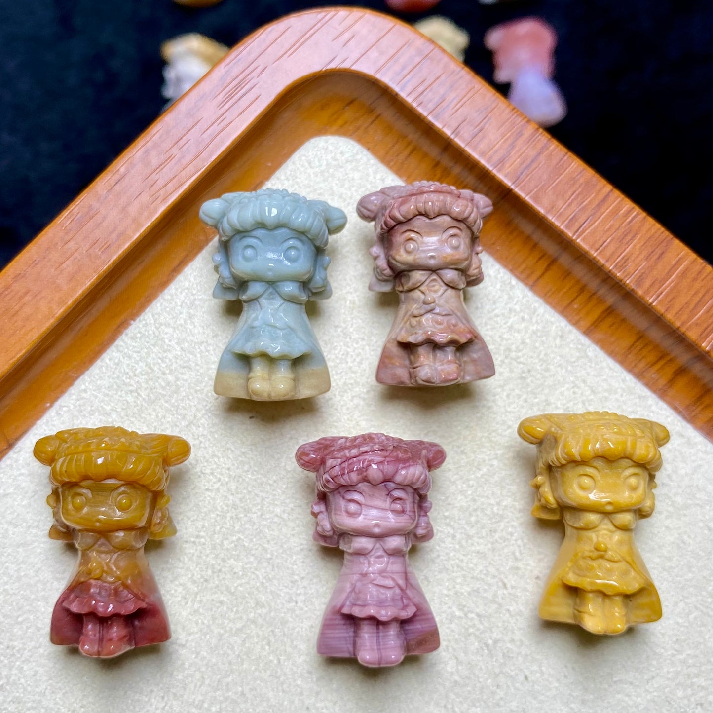 Natural Alashan Agate Carved Cloak Girl Charms