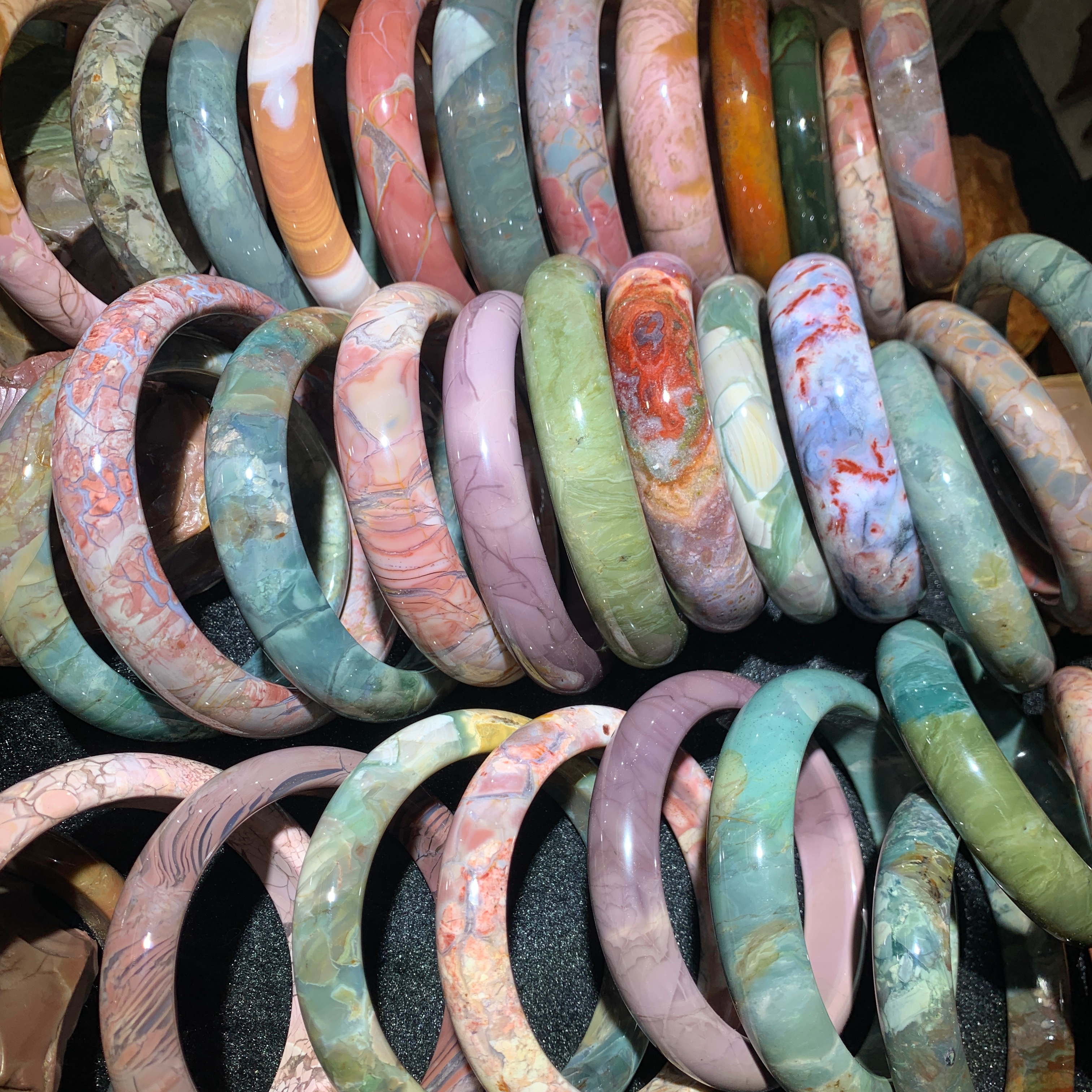 Agate bangles