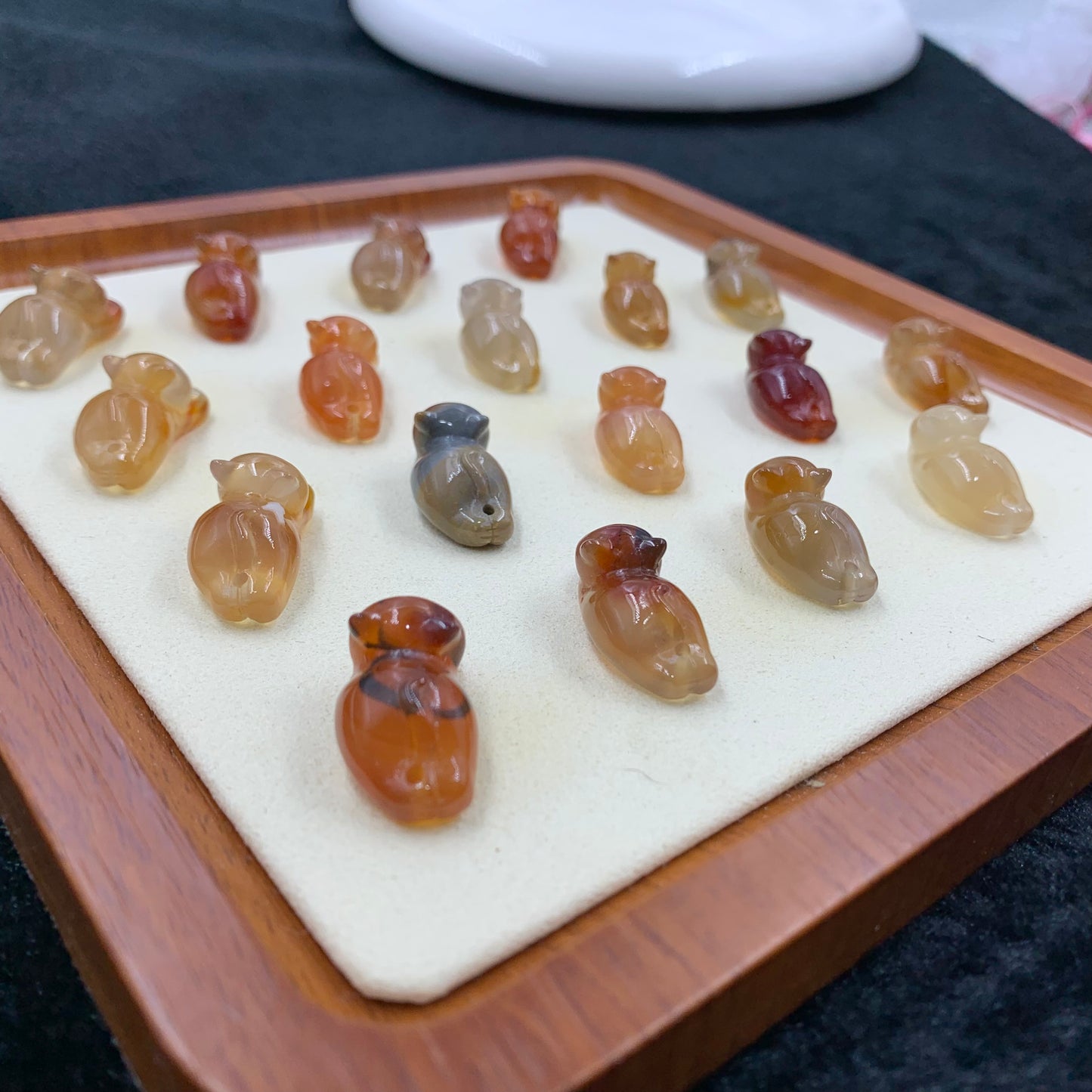 【Alashan Agate Charm】 lying cat 趴趴猫