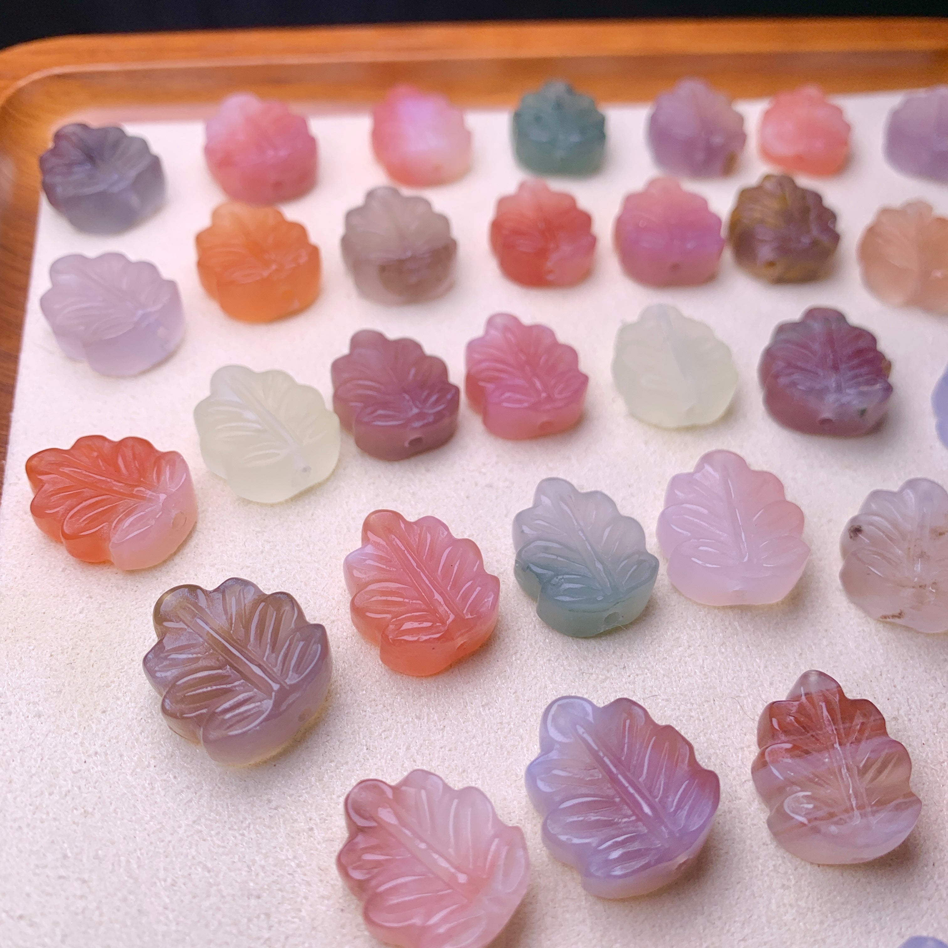 【Alashan Agate】  leaves