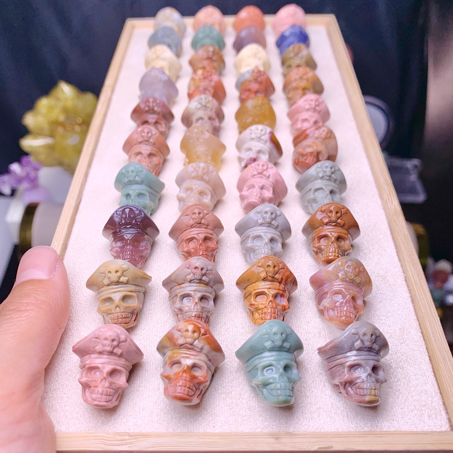 【Alashan Agate】   Halloween Pirate Skull