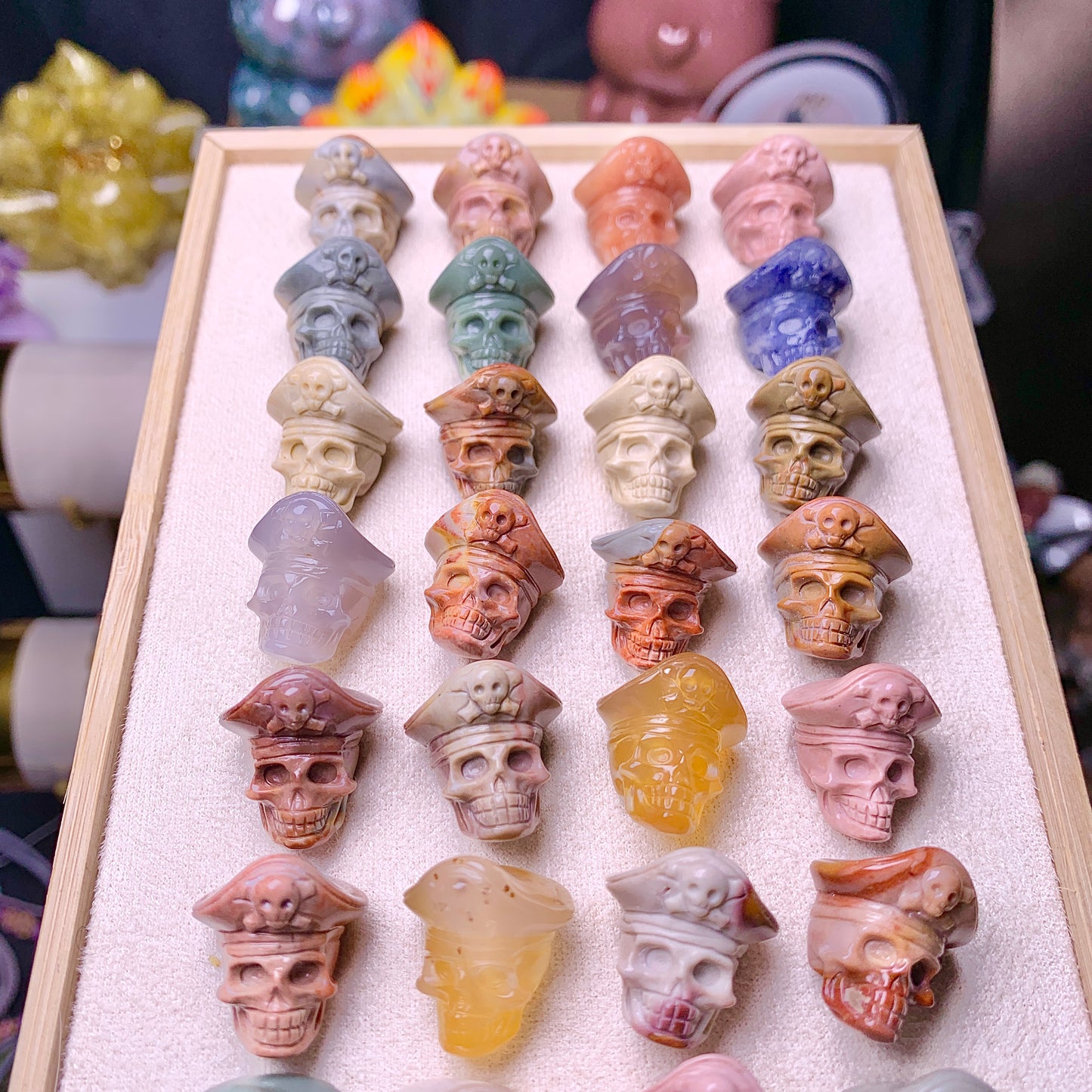 【Alashan Agate】   Halloween Pirate Skull