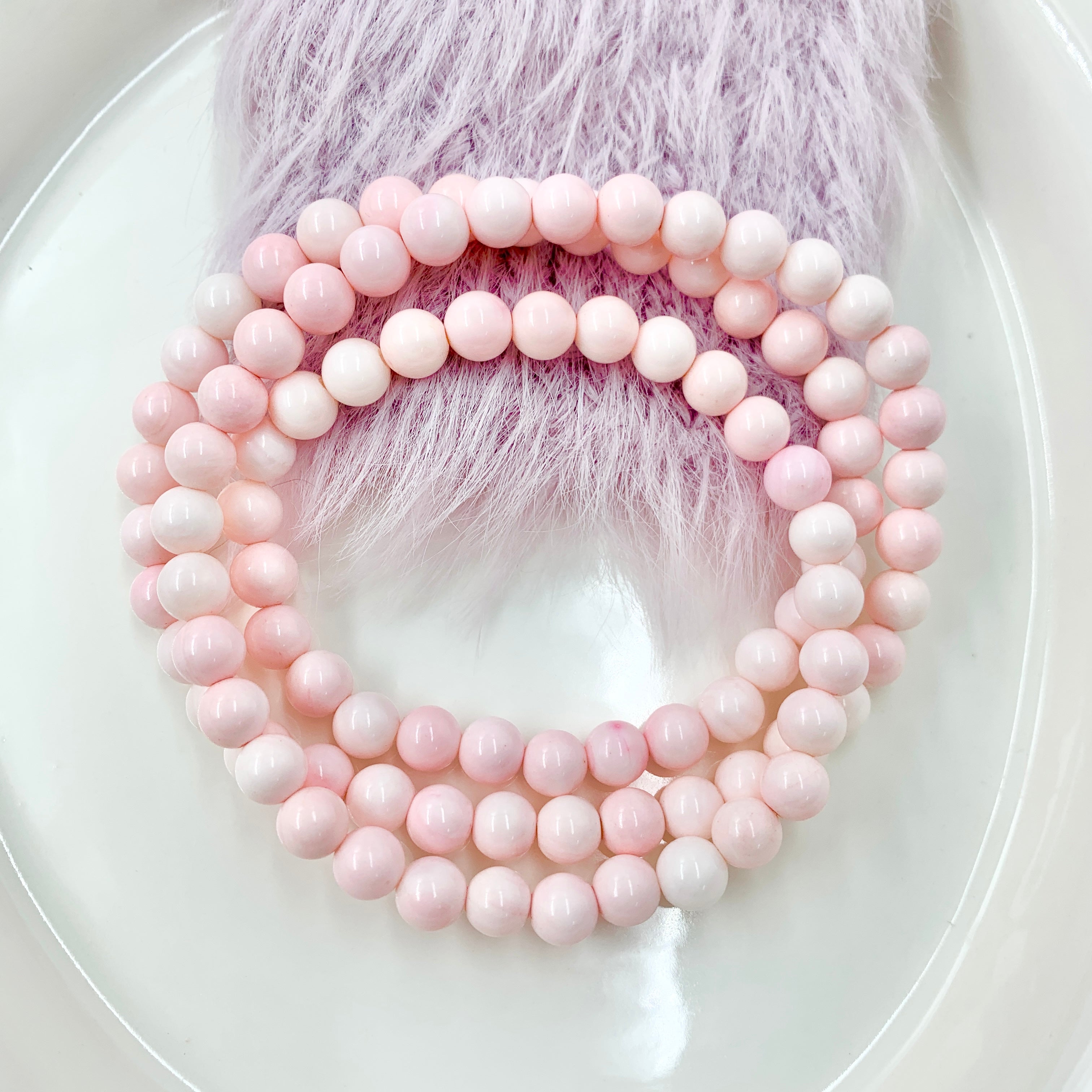 【Queen Conch】Unnatural 3 circles Bracelet (beads pressed from queen shell powder)