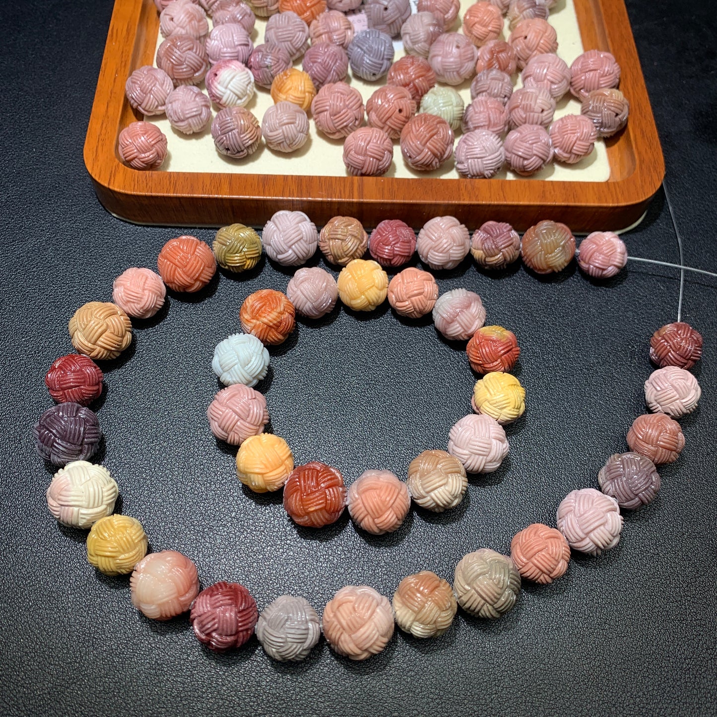 Alashan agate hand carved wool ball beads 【charge by weight 】