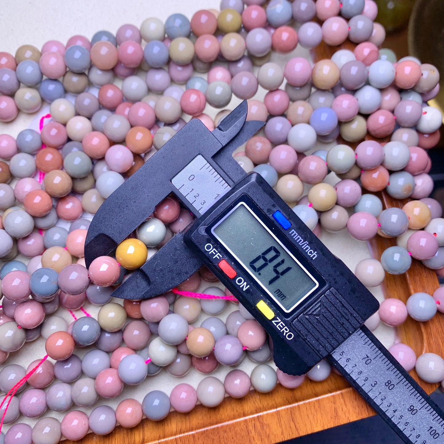 Alashan agate macaroon color strand 8mm [longth 40cm]