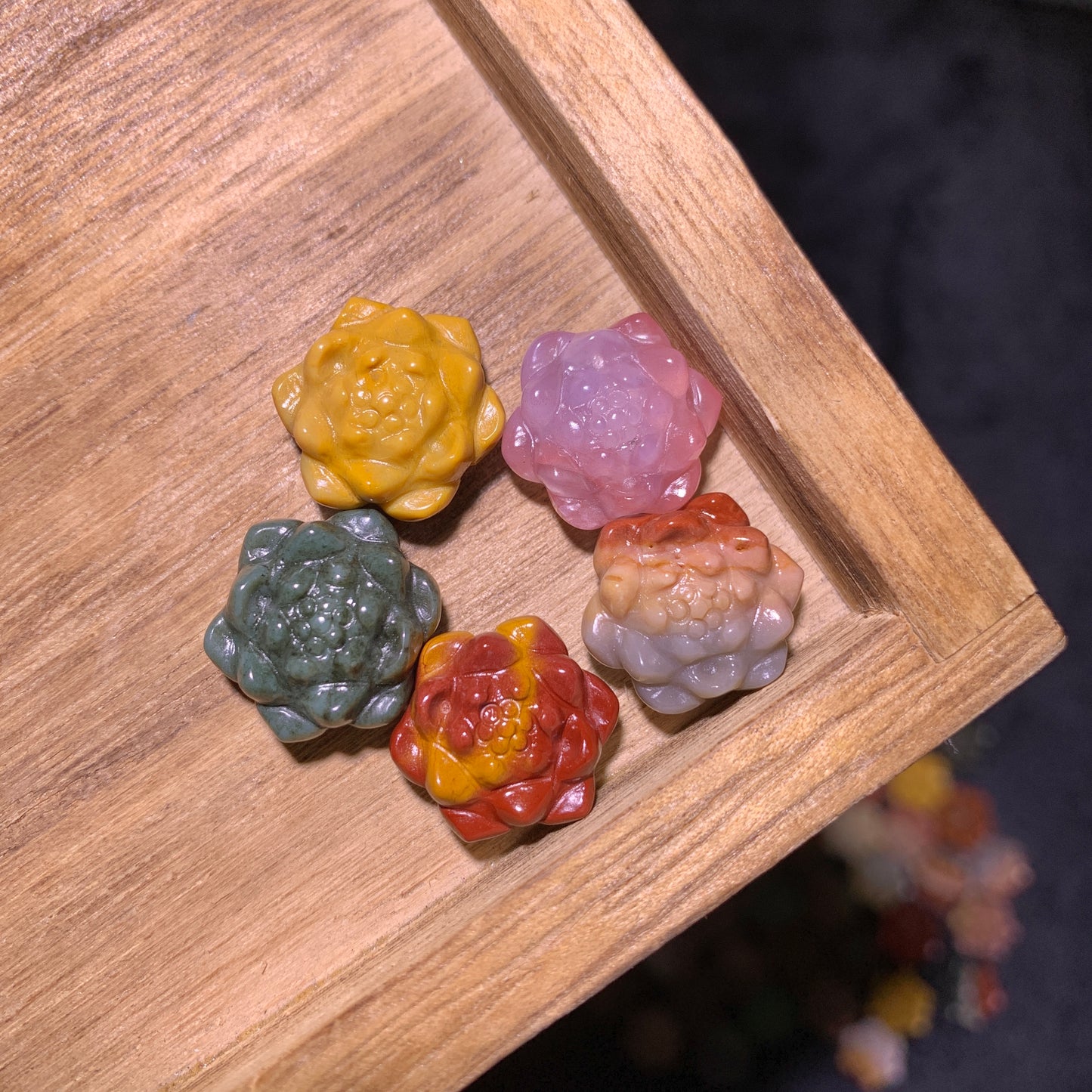 Natural Alashan agate lotus flowers charms