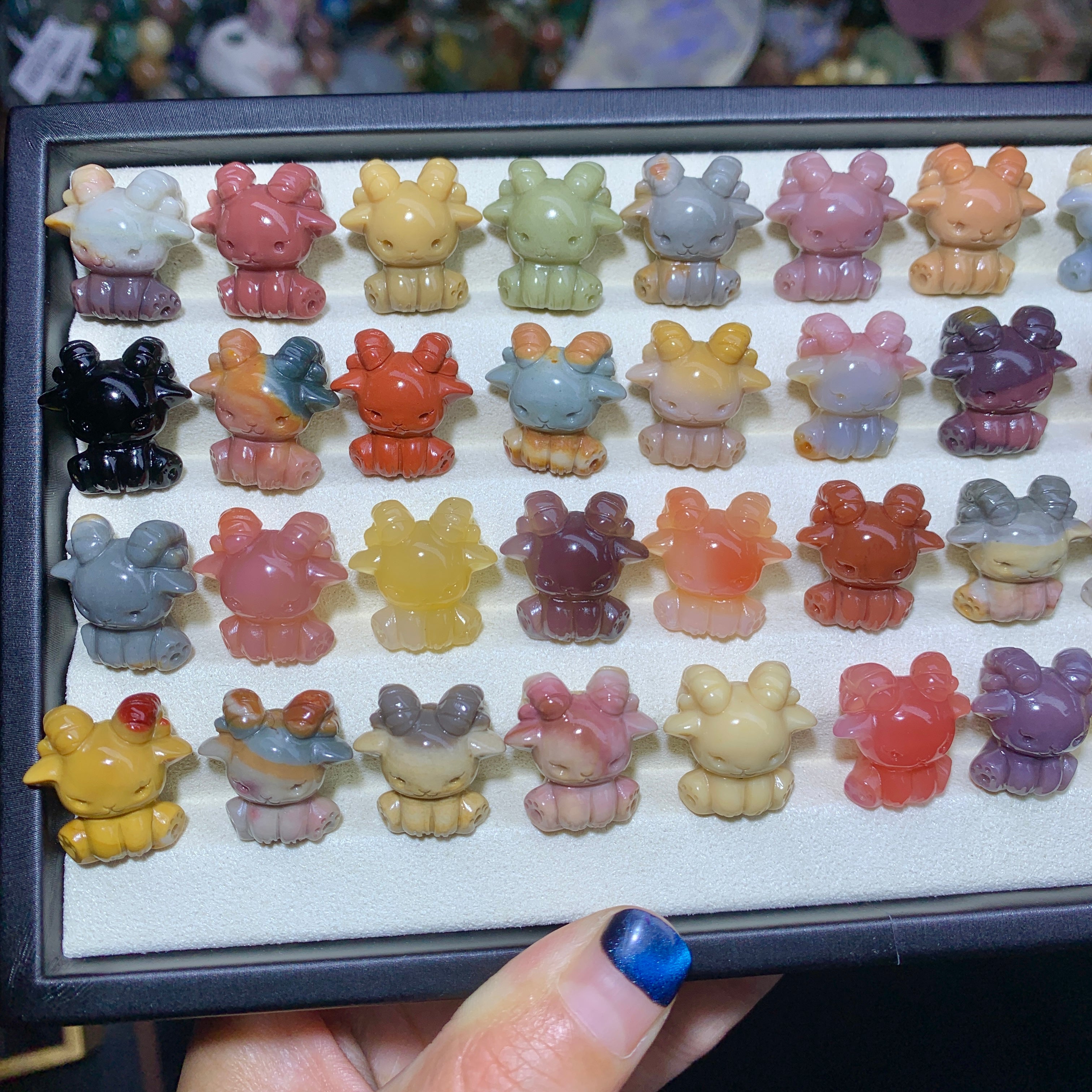 【als-y0606】Alashan Agate Goat