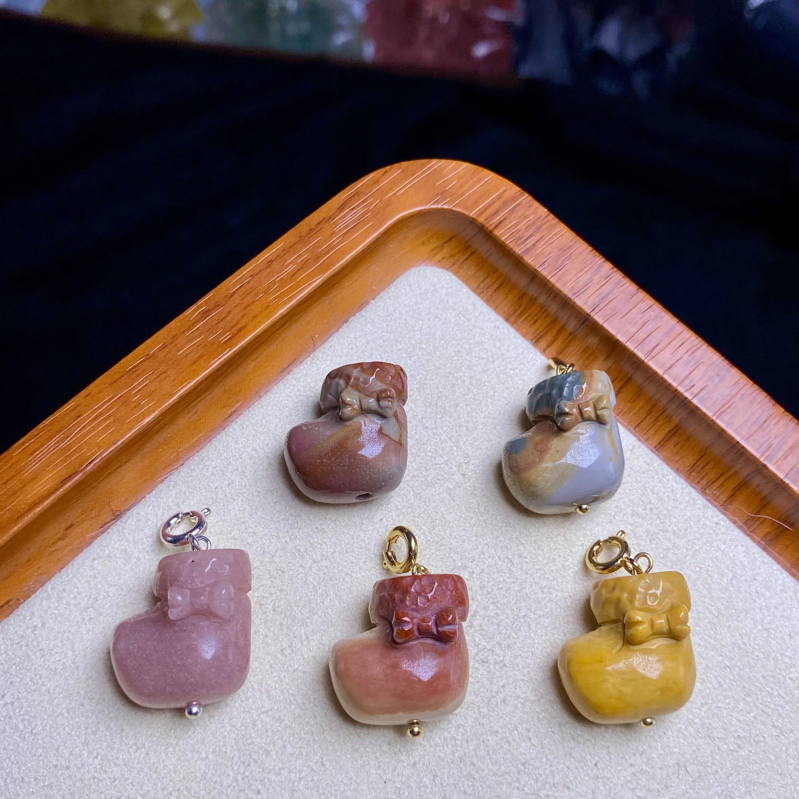 Natural Alashan Agate Christmas stocking carved charms