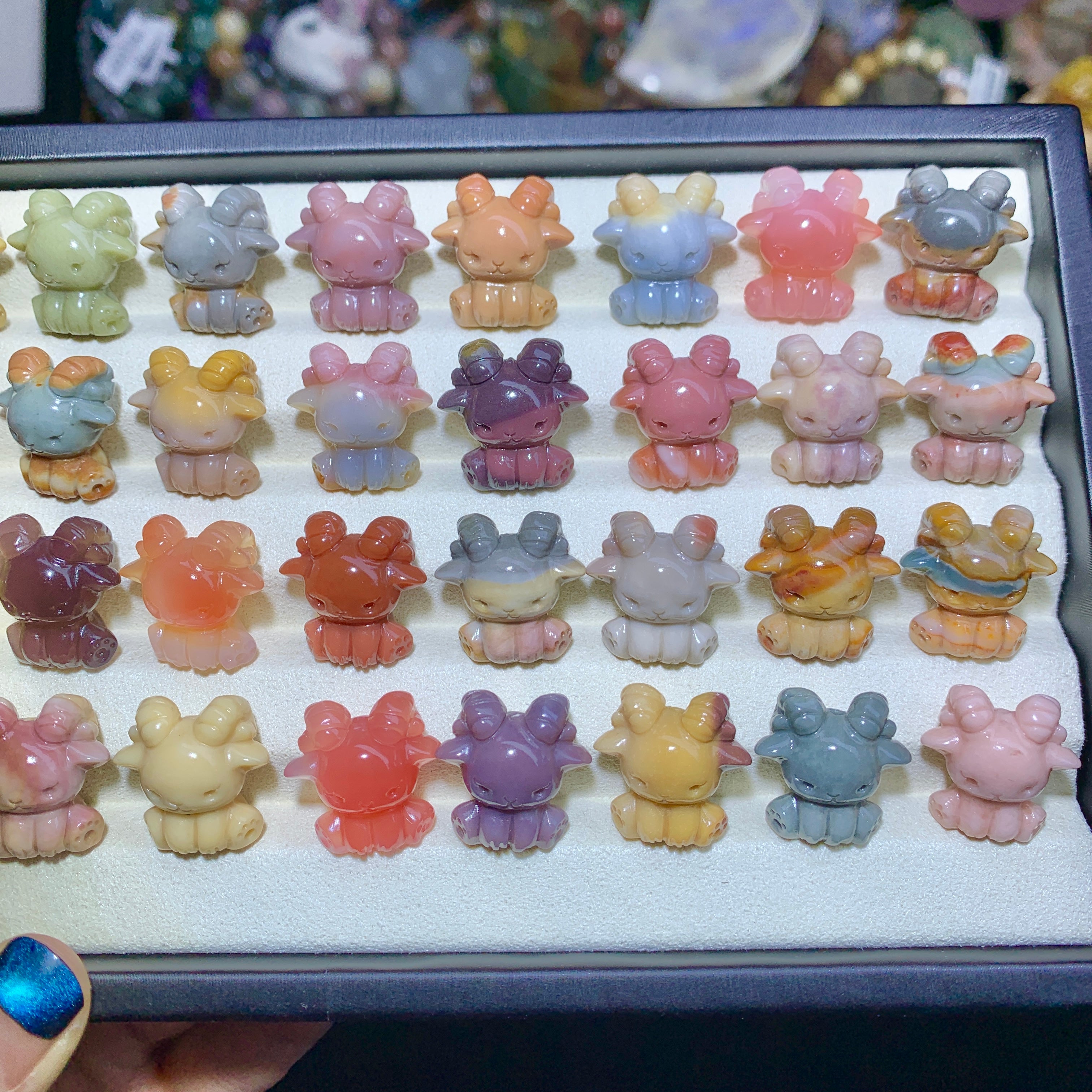 【als-y0606】Alashan Agate Goat