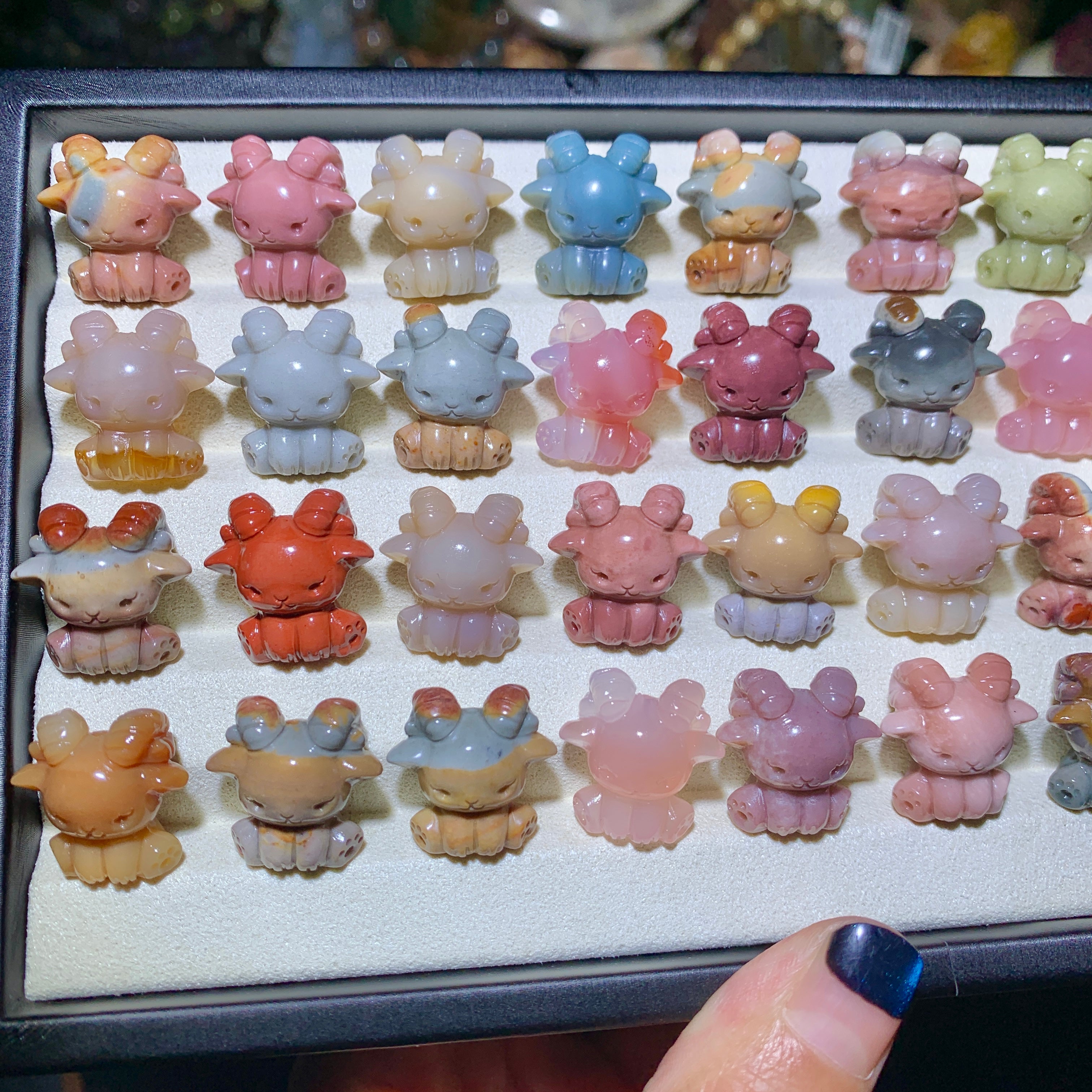【als-y0606】Alashan Agate Goat