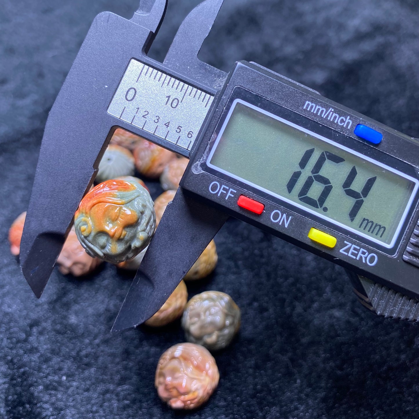 Natural Alashan Agate Mermaid Head Carving Decoration