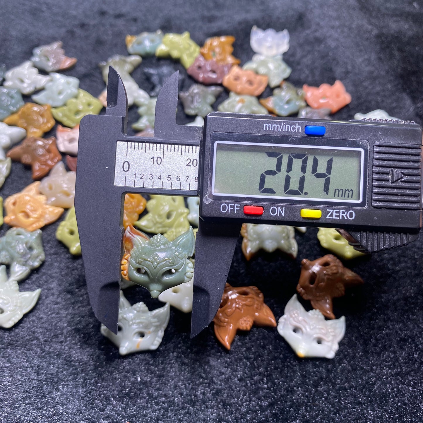 Natural Alashan Agate Fox Mask carved charms