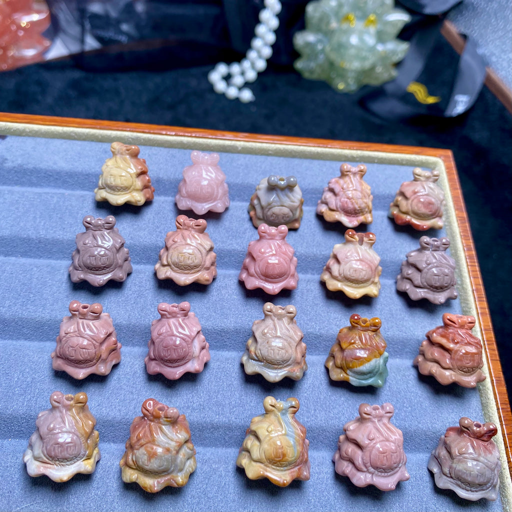 Natural Alashan Agate Christmas Labubu carved charms