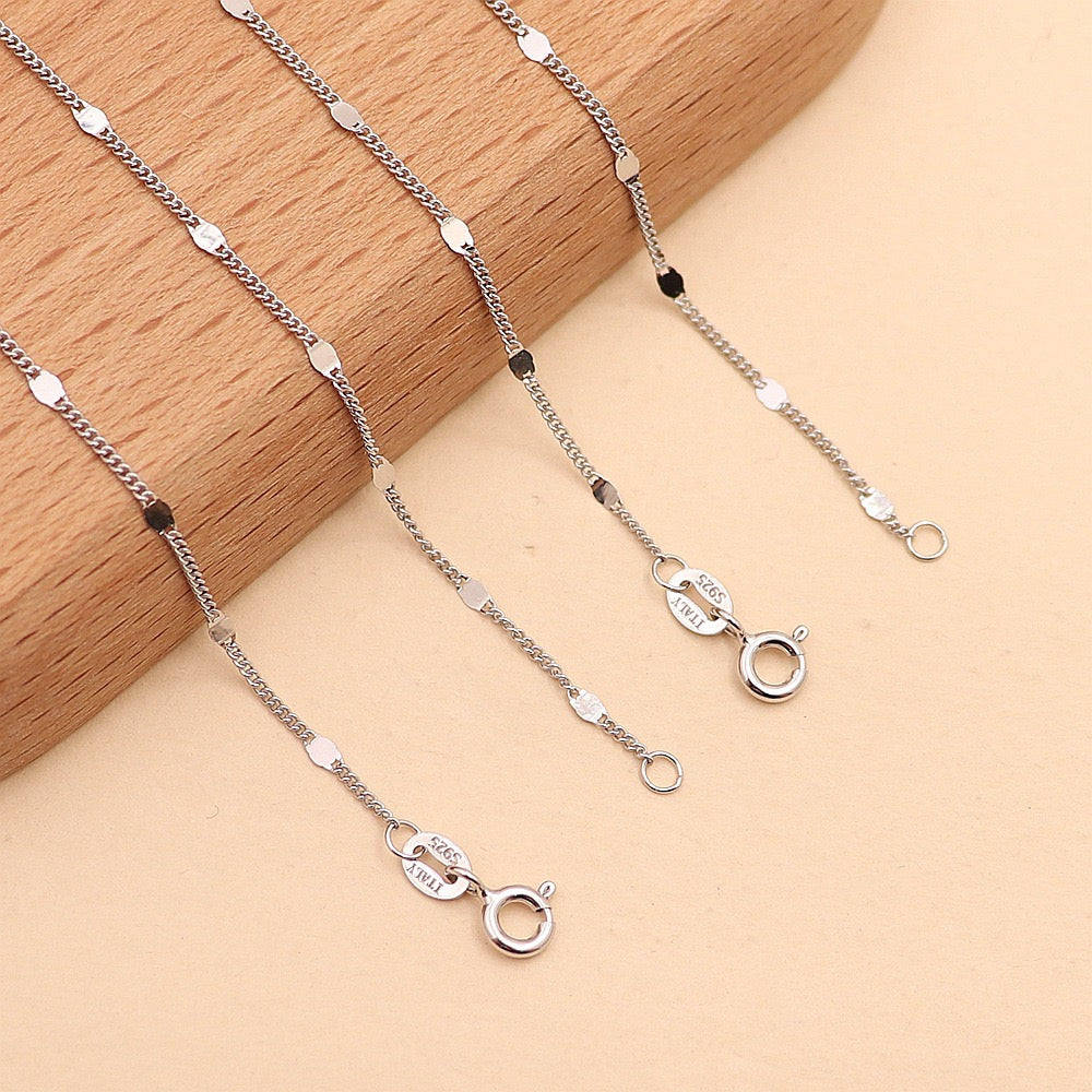 S925 Sterling Silver Diamond-Cut Rhombus Chain and High-Shine O-Link Chain."