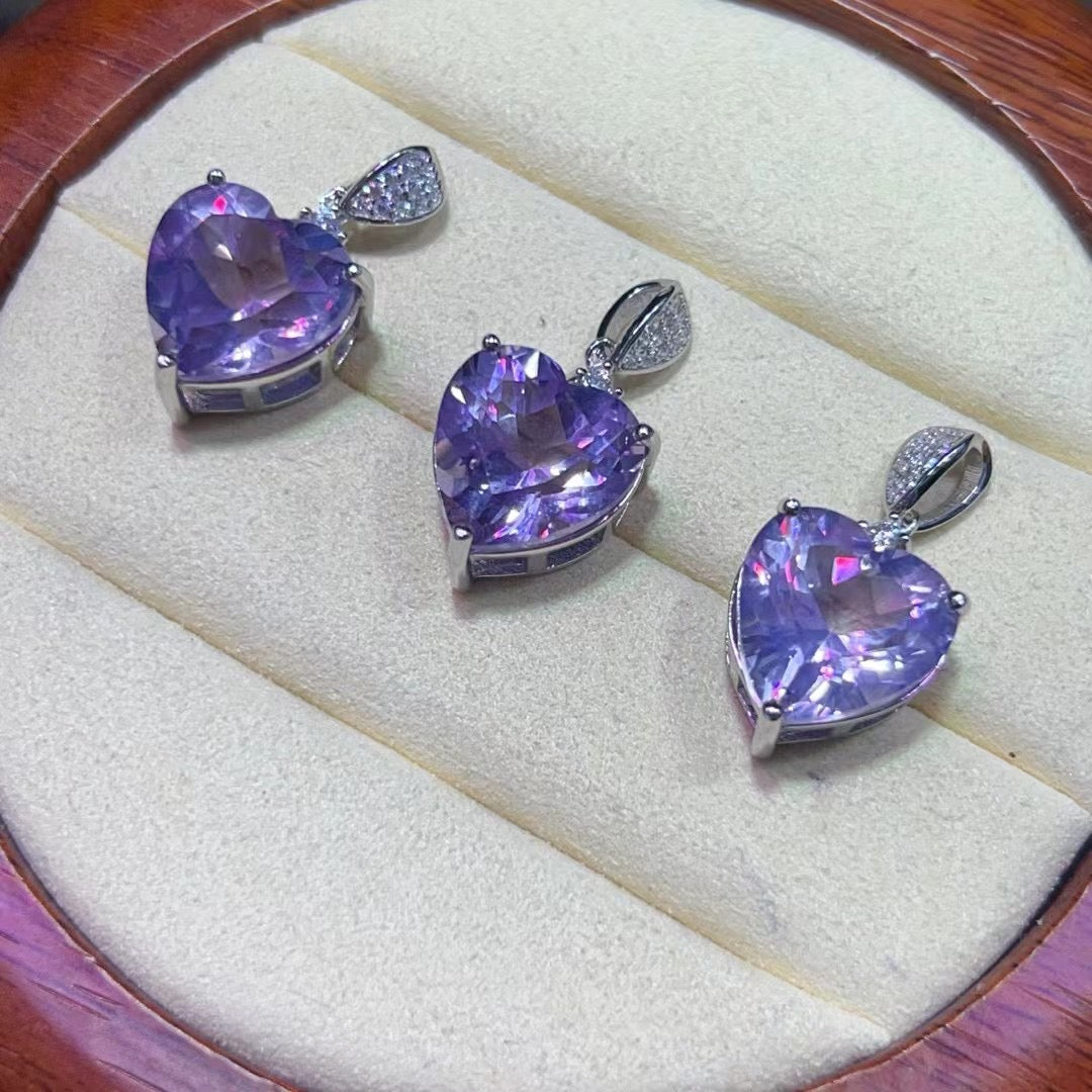 lavender amethyst heart pendant