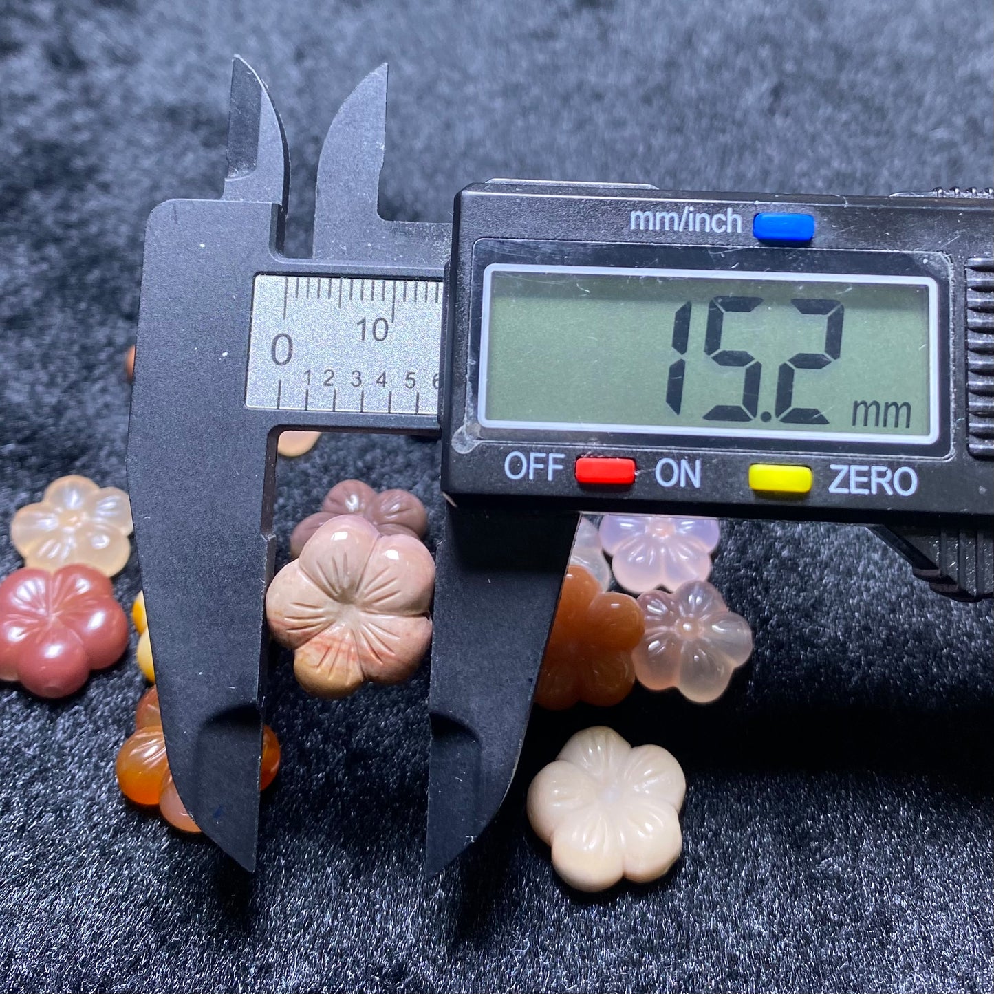 Natural agate flowers charms