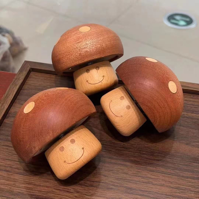 Music Box Cute Mini Mushroom Vintage Wood Carved Musical Gift for Birthday Valentine's Day Christmas Thanksgiving Day
