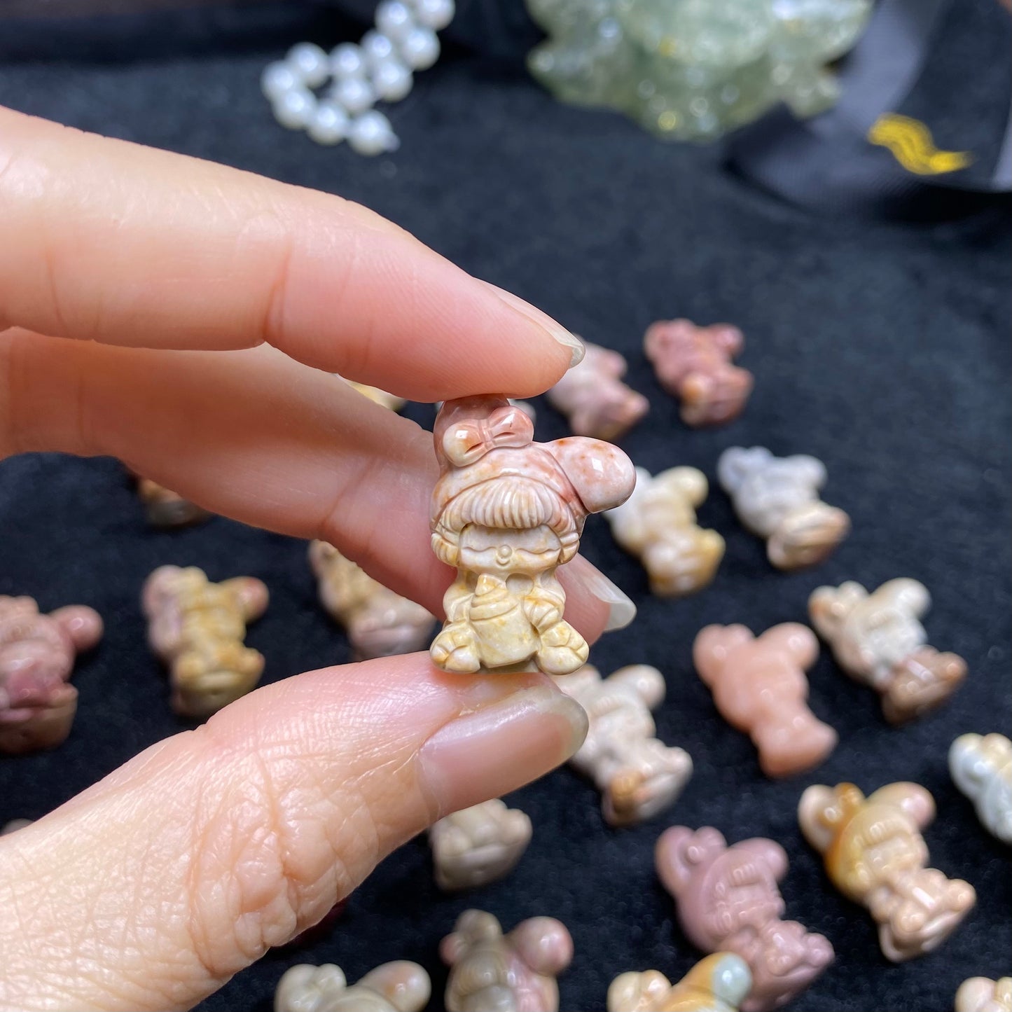 Natural Alashan agate Little Girl Carved charms