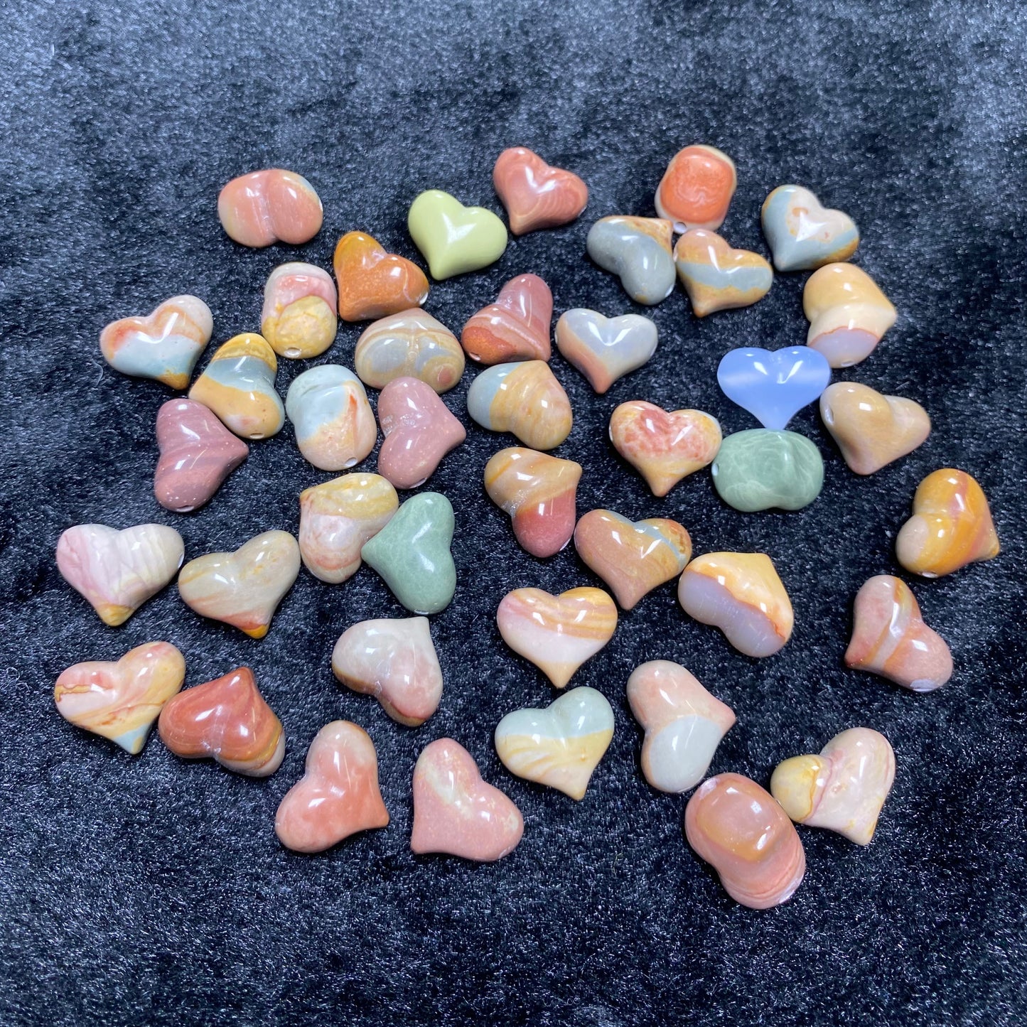 Natural Alashan Agate Heart Carved charms