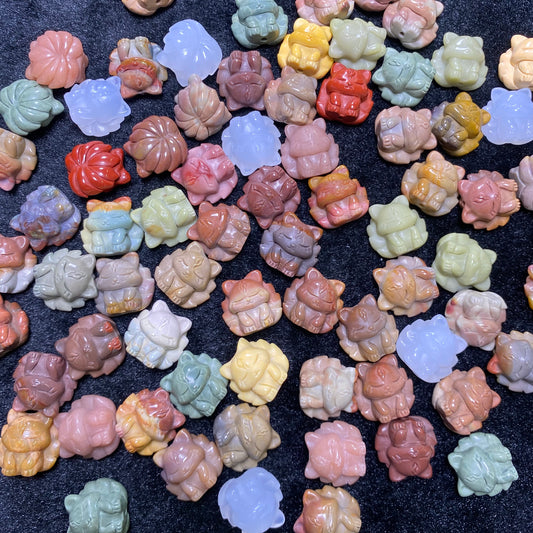 Natural Alashan agate nine-tailed fox carving