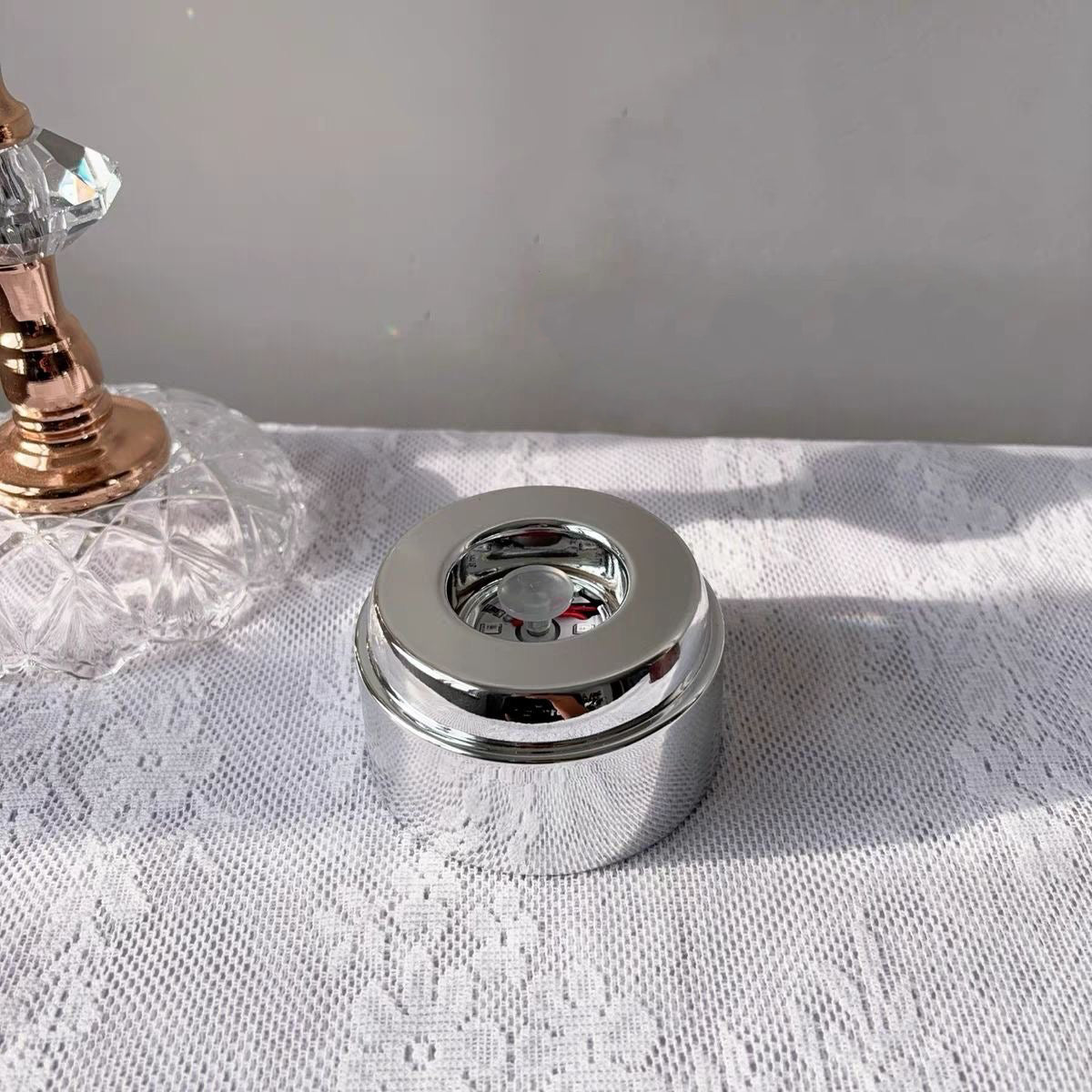 Crystal Ball Rotating Lamp Holder